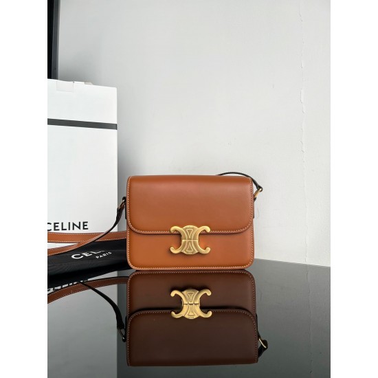 CELINE Leather Shoulder Bag 188423