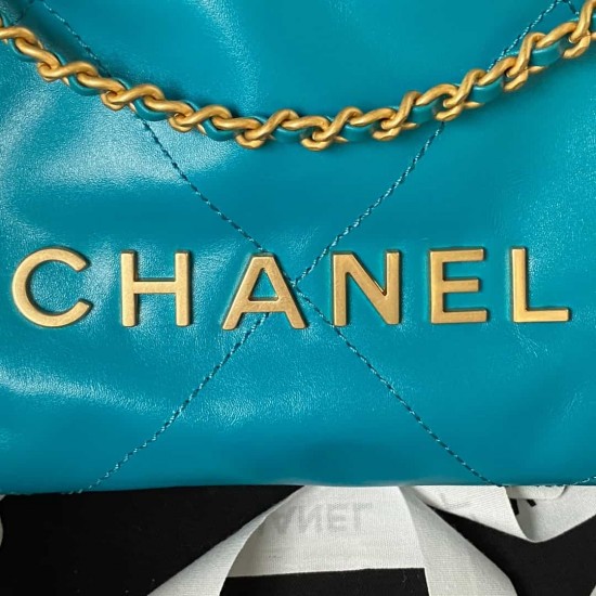 CHANEL 22 MINI HANDBAG Calfskin, Gold-Tone Drak Blue AS3980