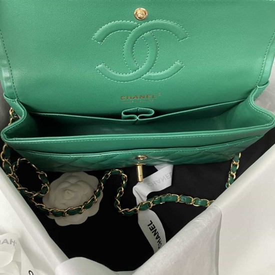 CHANEL CLASSIC FLAP HANDBAG Lambskin & Gold-Tone Metal Green A01112 