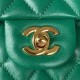 CHANEL CLASSIC FLAP HANDBAG Lambskin & Gold-Tone Metal Green A01112 