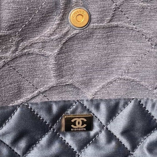 CHANEL 22 Small Bag HANDBAG Gold-Tone AS3260