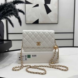 Chanel Wallet On Chain White AP1450