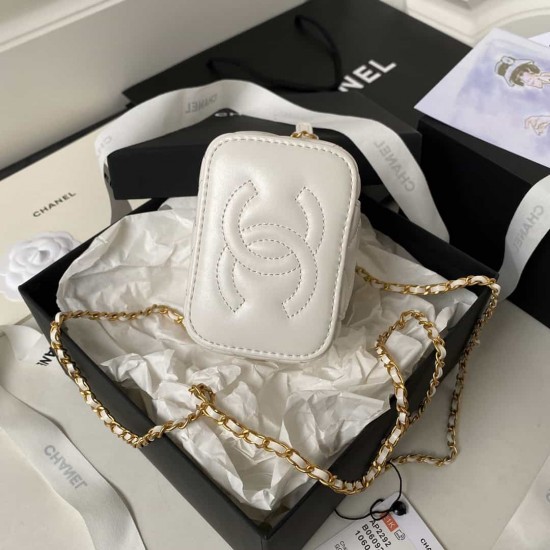 Chanel Small Vanity With Chain Black AP2292