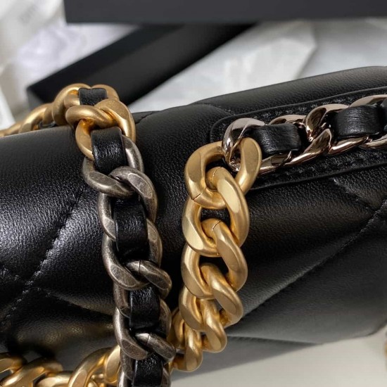 CHANEL 19 WALLET ON CHAIN Black AP3267 