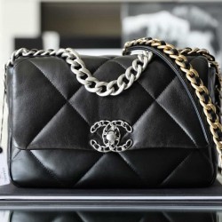 CHANEL 19 FLAP HANDBAG Black AS1160