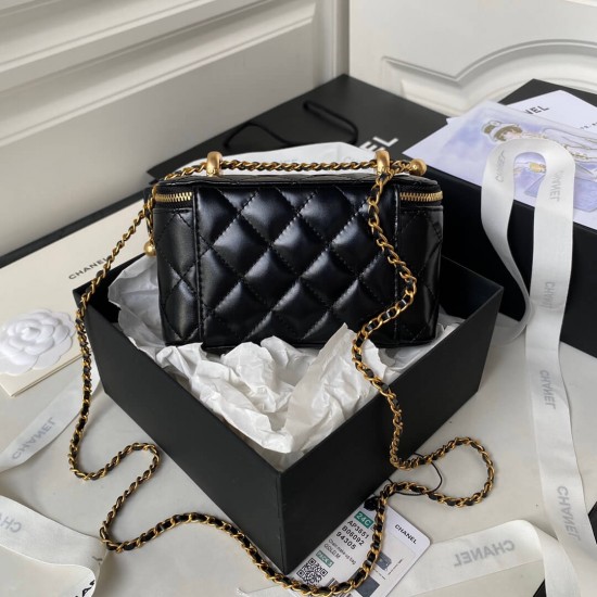 CHANEL Quilted Lambskin Shoulder Bag AP3651