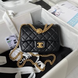 CHANEL 23S New Lambskin Handle Flap Bag AS4040