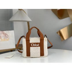 CHLOE Chloe Woody Lambswool Tote Bag 90382