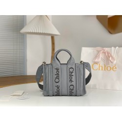 CHLOE Woody Small Tote Bag WS383