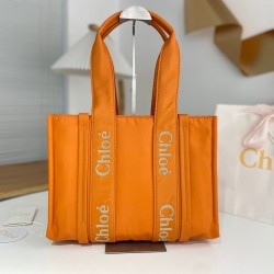 CHLOE Woody Medium Tote Bag WS383