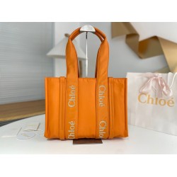 CHLOE Woody Medium Tote Bag WS383