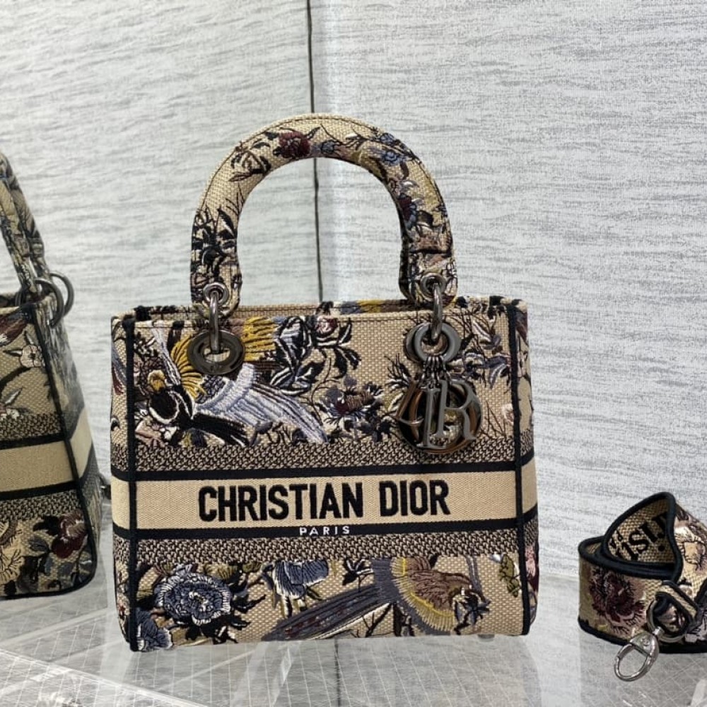 Christian Dior Medium Lady Dior Bag M0565