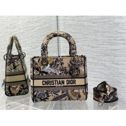 Christian Dior Medium Lady Dior Bag M0565