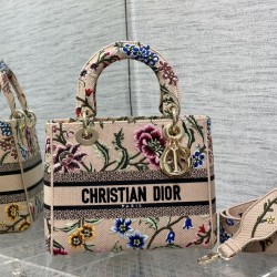 Christian Dior Medium Lady Dior Bag M0565