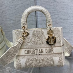 Christian Dior Medium Lady Dior Bag M0565