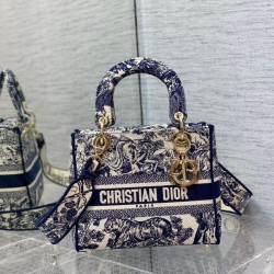 Christian Dior Medium Lady Dior Bag M0565