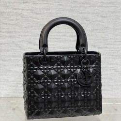 Christian Dior Medium Lady Dior Bag M0565