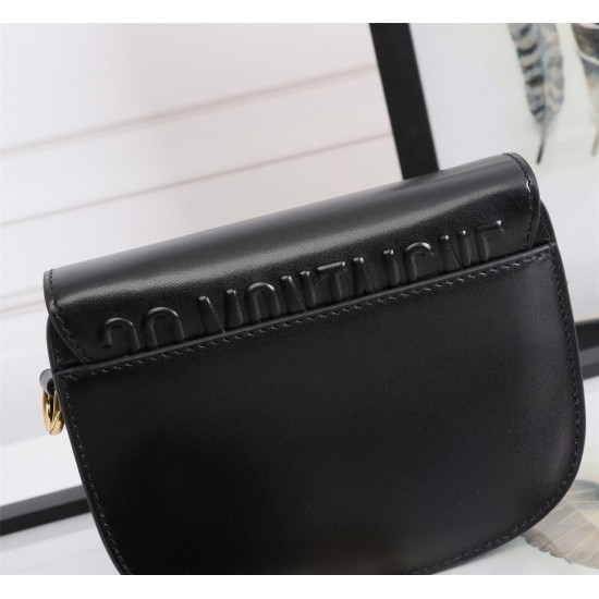 Christian Dior Small  Bobby Bag  M9317