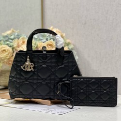 Christian Dior Medium Dior Toujours Bag M2821