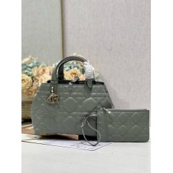 Christian Dior Medium Dior Toujours Bag M2821