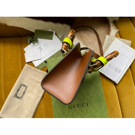 GUCCI DIANA JUMBO GG MINI TOTE BAG 655661