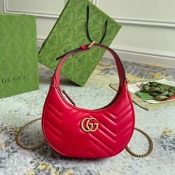 GG MARMONT HALF-MOON-SHAPED MINI BAG 699514