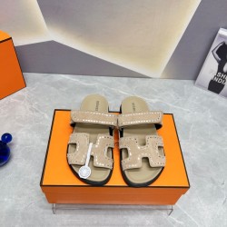 HERMES CHYPRE SANDAL