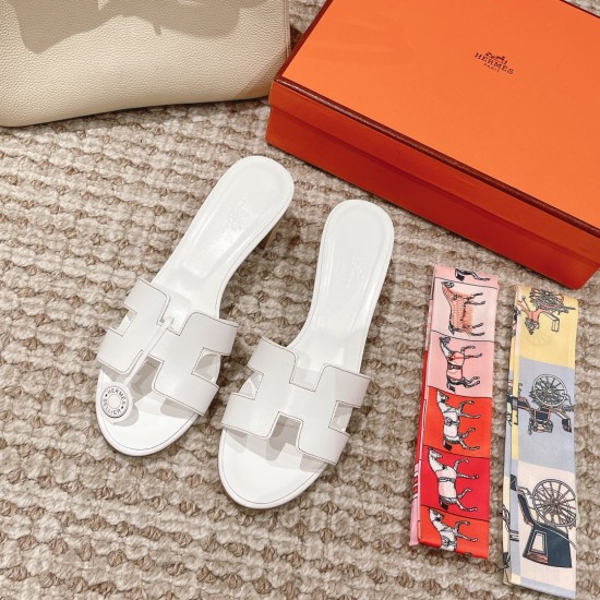 HERMES OASIS SANDALS