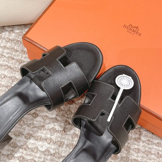 HERMES OASIS SANDALS