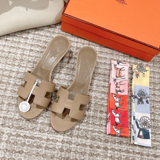 HERMES OASIS SANDALS