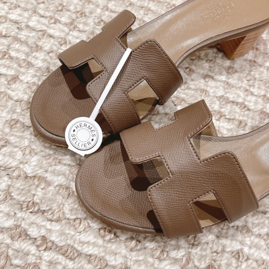 HERMES OASIS SANDALS