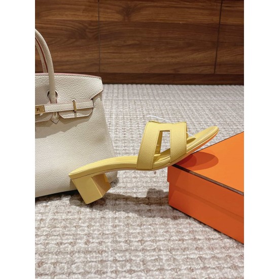 HERMES OASIS SANDALS