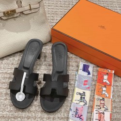 HERMES OASIS SANDALS