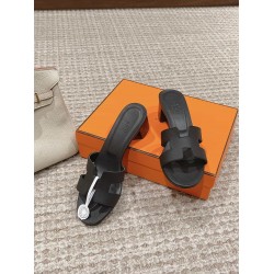 HERMES OASIS SANDALS