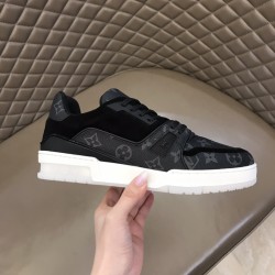 Louis Vuitton Trainer Sneakers 