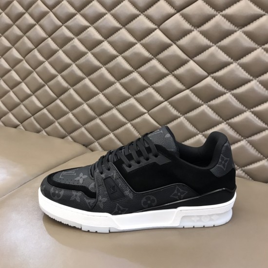 Louis Vuitton Trainer Sneakers 