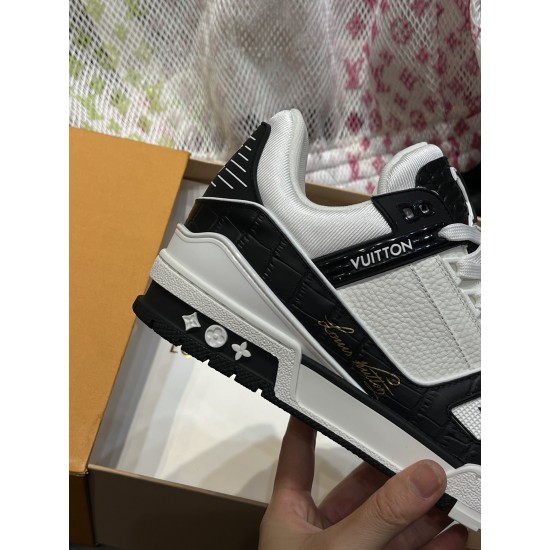 Louis Vuitton Trainer Sneakers 