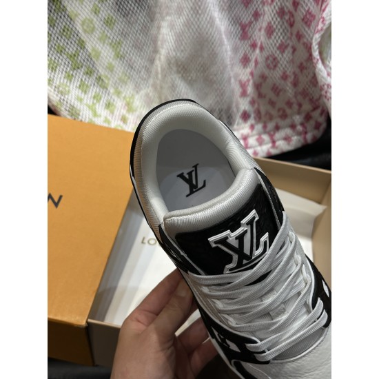 Louis Vuitton Trainer Sneakers 