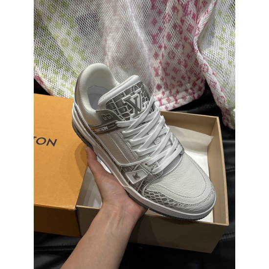 Louis Vuitton Trainer Sneakers 