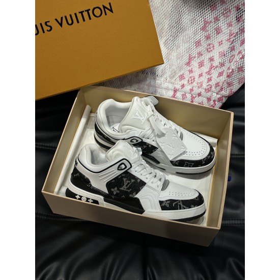 Louis Vuitton Trainer Sneakers 