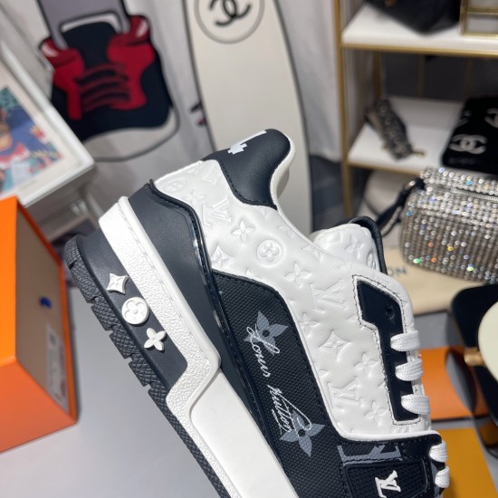 Louis Vuitton Trainer Sneakers 