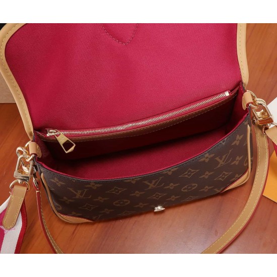 Louis Vuitton Diane M46049 Monogram