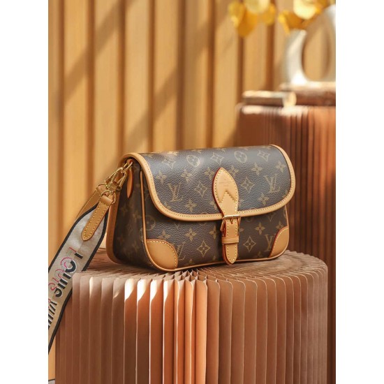 Louis Vuitton Diane M45985  Monogram