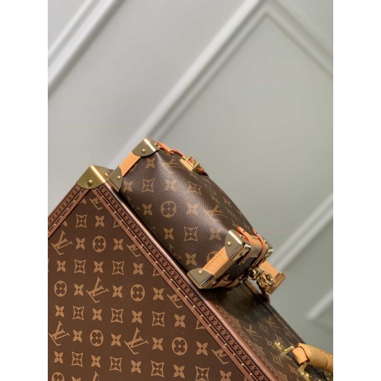 Louis Vuitton Side Trunk PM M46815