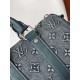 Louis Vuitton Keepall Bandoulière 25 M22762