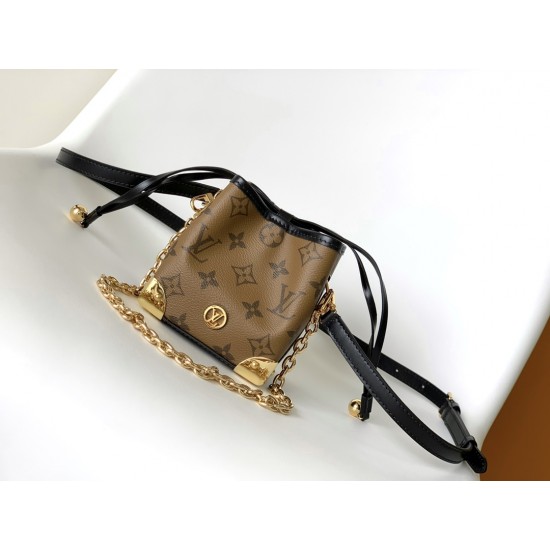 Louis VuittonNOÉ PURSE LV CHARMS Bag M82885