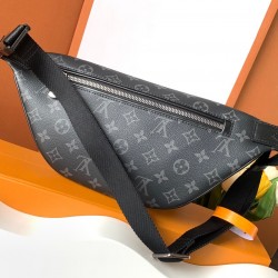 Louis Vuitton DISCOVERY SMALL BELT BAG M46035