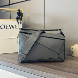 LOEWE Puzzle Medium Bag 061827