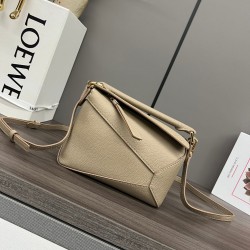 LOEWE Puzzle Edge Handbag  062324