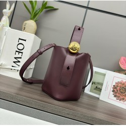 LOEWE Pebble Bucket Mini Bag 062342